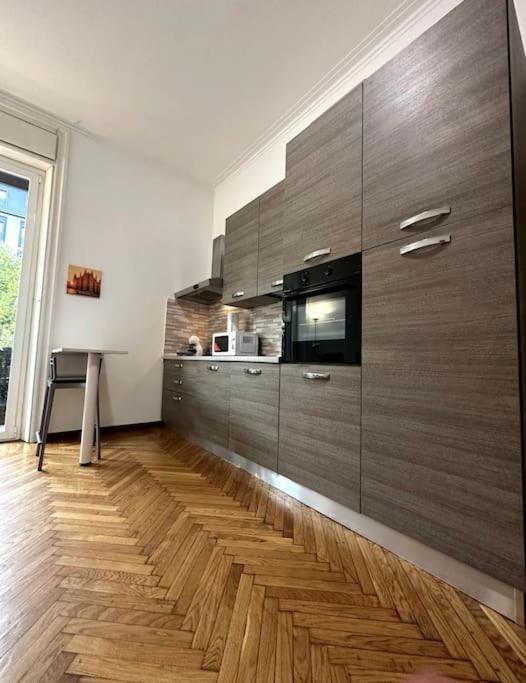 Greta'S Home A 15 Minuti Dal Duomo Μιλάνο Εξωτερικό φωτογραφία